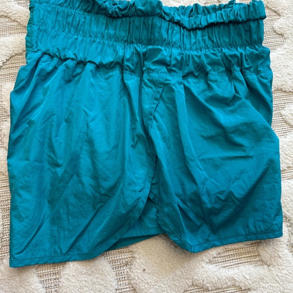 Shorts - Picture 2 of 3